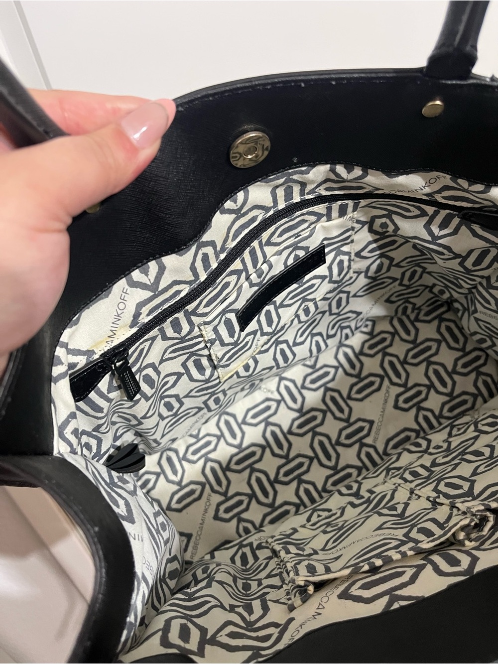 Rebecca Minkoff Large MAB Large Tote - Black - Picture 6 of 9